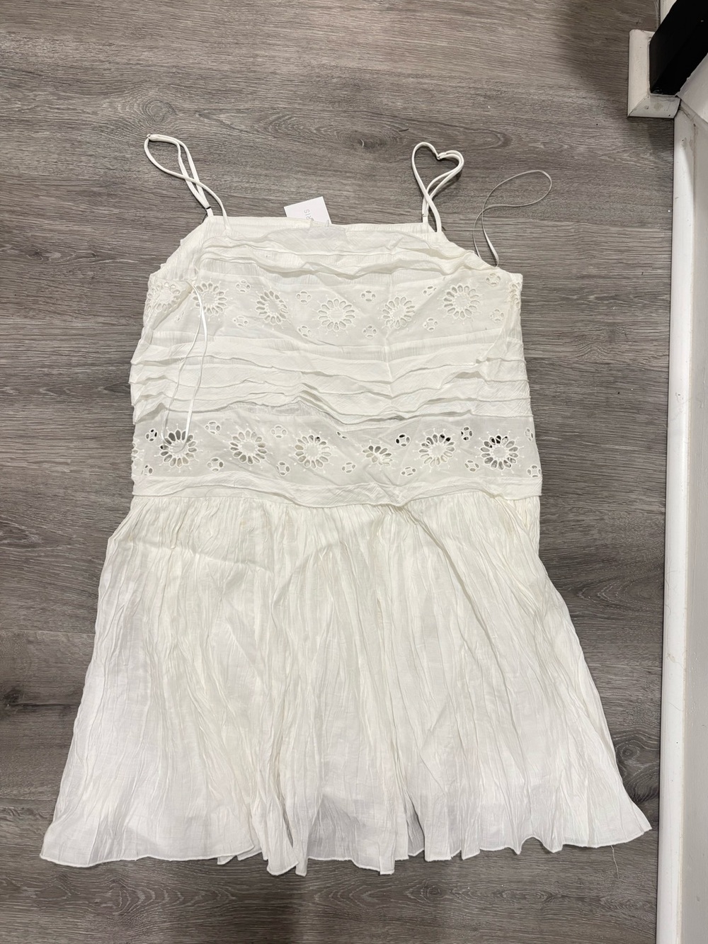 White Eyelet Tiered Spaghetti-Strap Dress NWT - LUCYPARIS